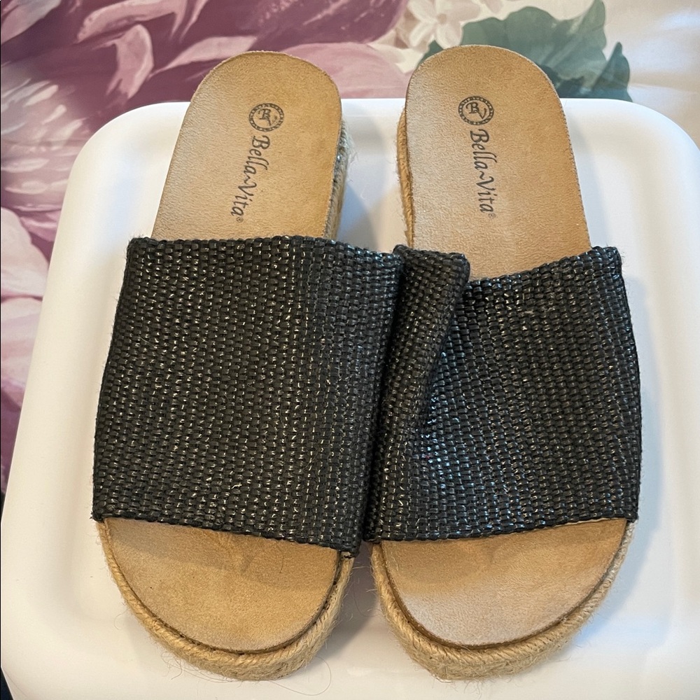Bella Vita Black Woven Slide Sandals